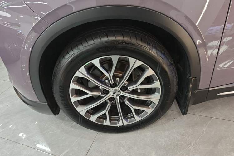 Used Nio EC6 2023 75 kWh Left Front Wheel Hub