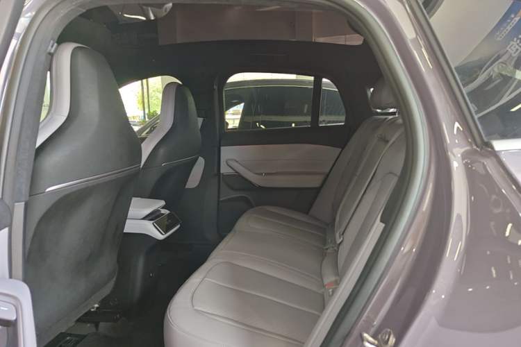 Used Nio EC6 2023 75 kWh Left Rear Seat