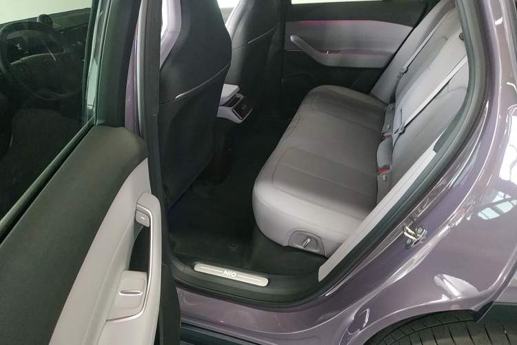 Used Nio EC6 2023 75 kWh Left Rear Seat