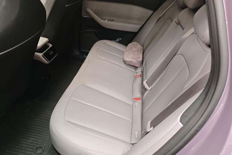 Used Nio EC6 2023 75 kWh Left Rear Seat