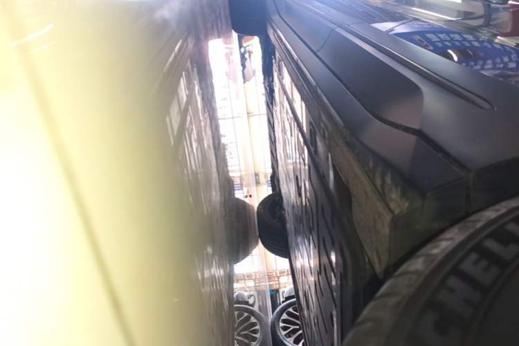 Used Nio EC6 2023 75 kWh Left Side Sill
