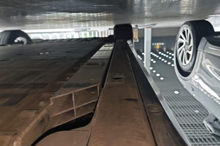 Used Nio EC6 2023 75 kWh Left Side Sill