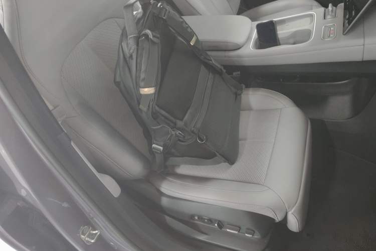 Used Nio EC6 2023 75 kWh Right Front Seat