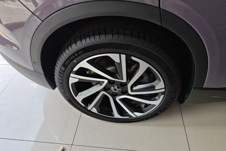 Used Nio EC6 2023 75 kWh Right Rear Wheel Hub