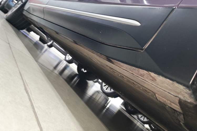 Used Nio EC6 2023 100kWh Right Side Sill