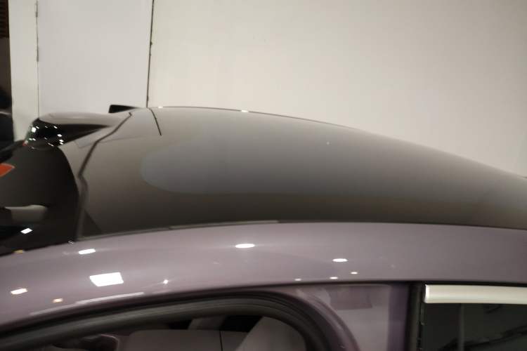 Used Nio EC6 2023 75 kWh Roof
