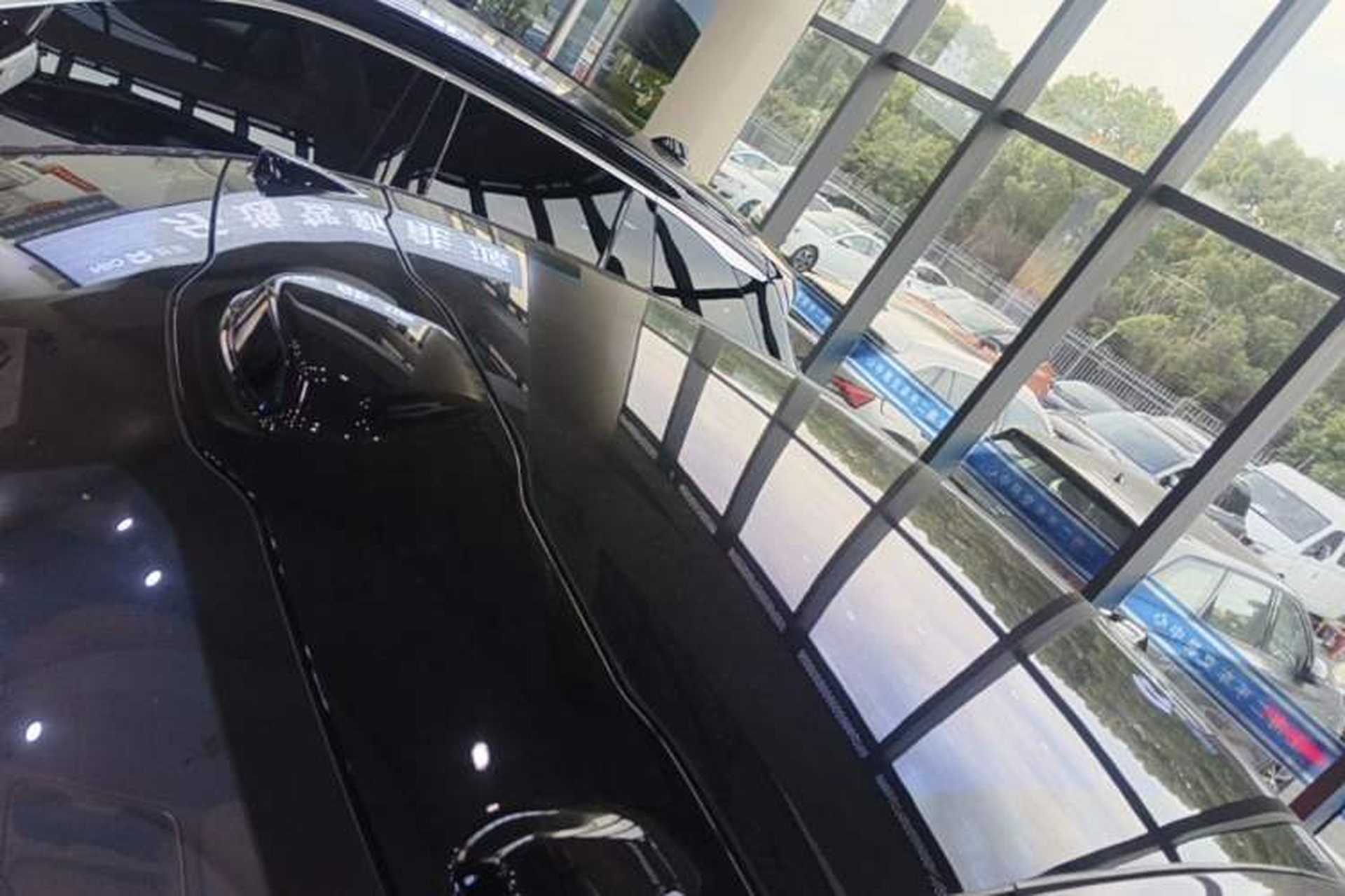 Used Nio EC6 2023 75 kWh Roof