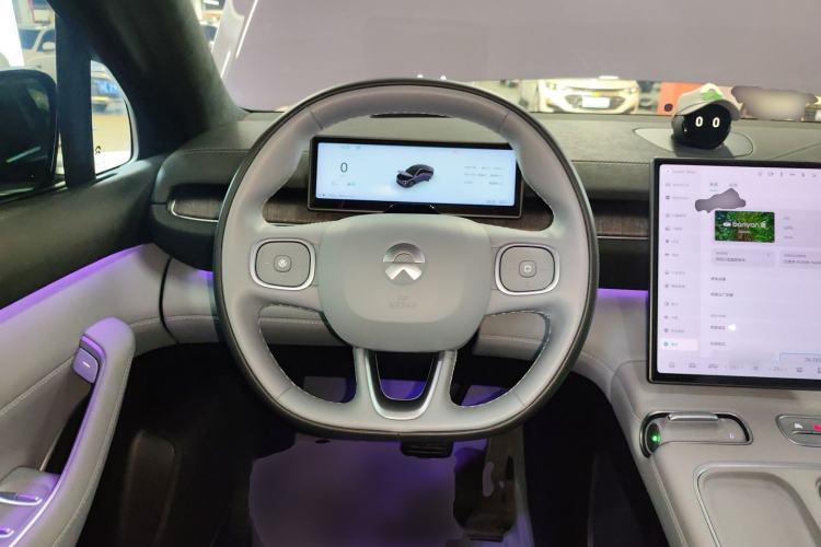 Used Nio EC6 2023 75 kWh Steering Wheel