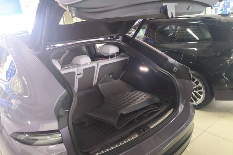 Used Nio EC6 2023 75 kWh Trunk