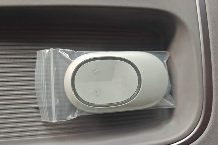 Used Nio EC6 2023 75 kWh Vehicle Key