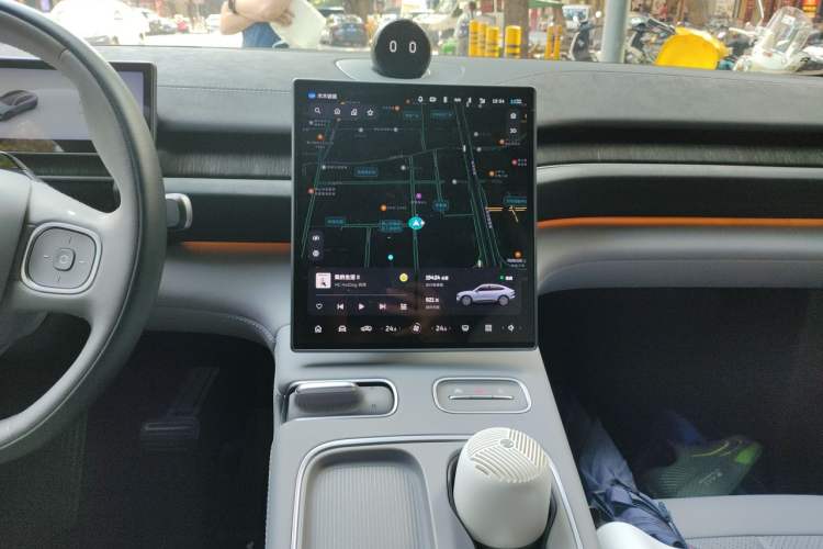 Used Nio EC6 2023 75 kWh Audio And AC Panel