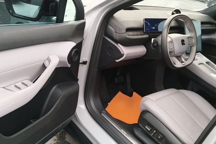 Used Nio EC6 2023 75 kWh Driver Seat