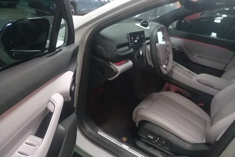 Used Nio EC6 2023 75 kWh Driver Seat