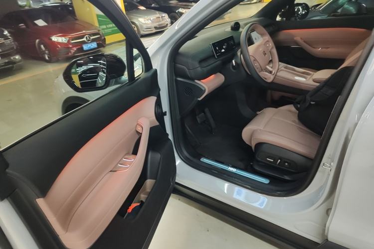 Used Nio EC6 2023 75 kWh Driver Seat