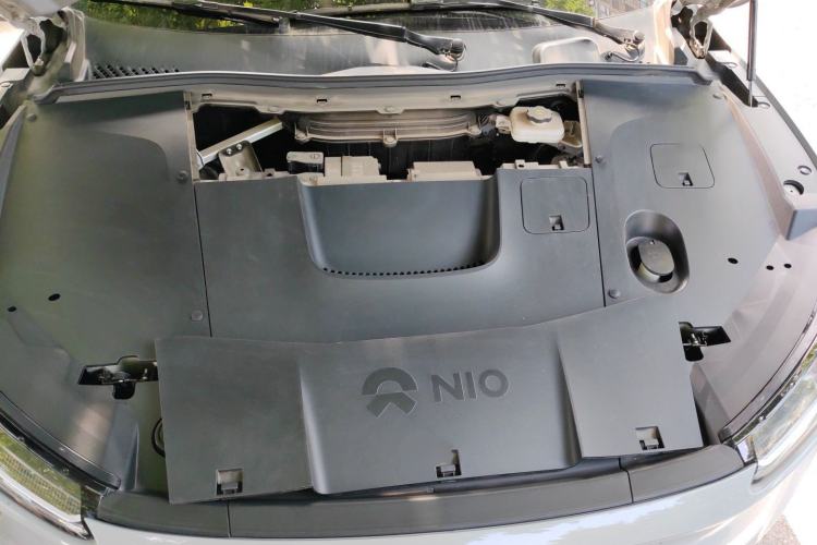 Used Nio EC6 2023 75 kWh Engine Bay