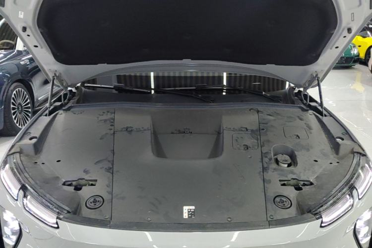 Used Nio EC6 2023 75 kWh Engine Bay