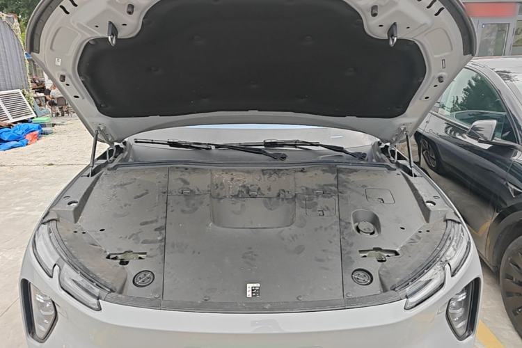Used Nio EC6 2023 75 kWh Engine Bay