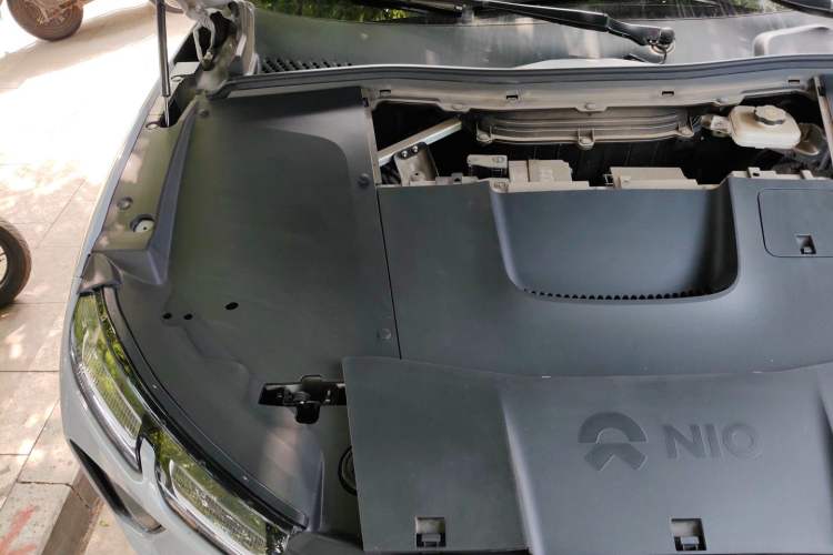 Used Nio EC6 2023 75 kWh Engine Bay Right
