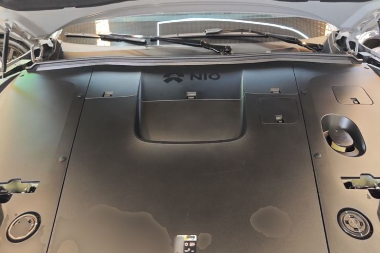Used Nio EC6 2023 75 kWh Engine Bay