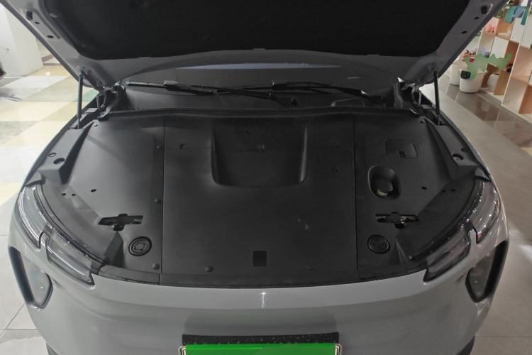 Used Nio EC6 2023 75 kWh Engine Bay