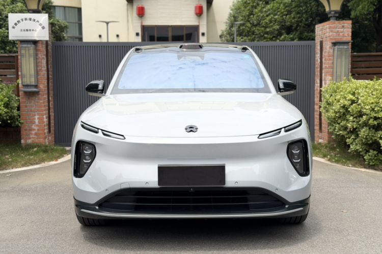 Used Nio EC6 2023 75 kWh Exterior 5