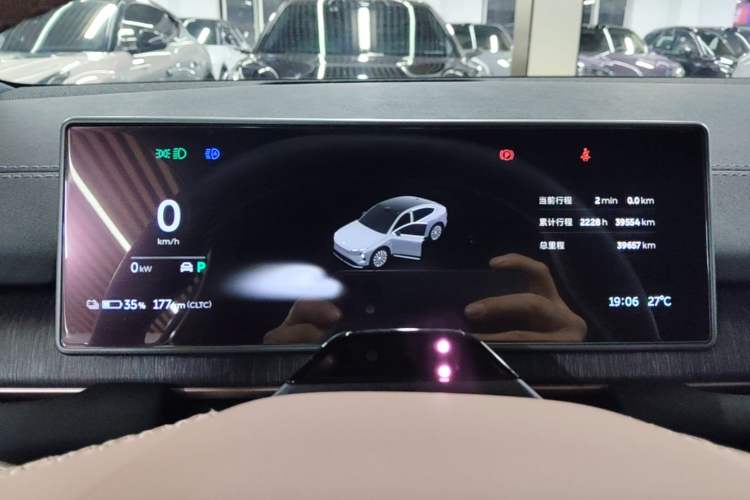 Used Nio EC6 2023 75 kWh Instrument Cluster
