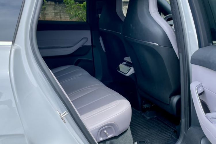 Used Nio EC6 2023 75 kWh Interior 6