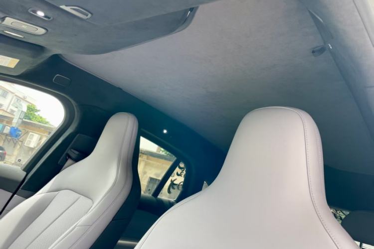 Used Nio EC6 2023 75 kWh Interior 7