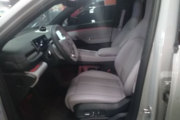 Used Nio EC6 2023 75 kWh Left Front Seat