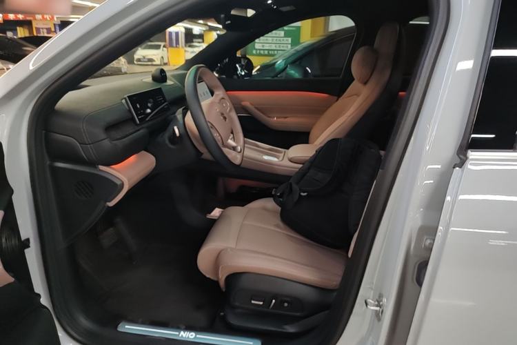 Used Nio EC6 2023 75 kWh Left Front Seat
