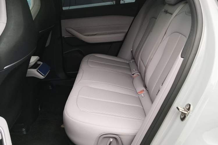 Used Nio EC6 2023 75 kWh Left Rear Seat