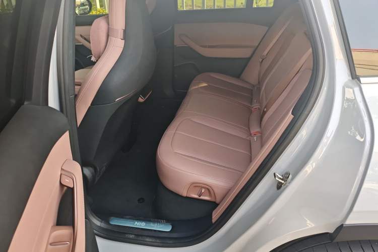 Used Nio EC6 2023 75 kWh Left Rear Seat