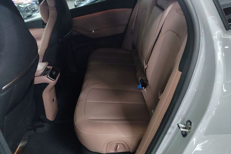 Used Nio EC6 2023 75 kWh Left Rear Seat