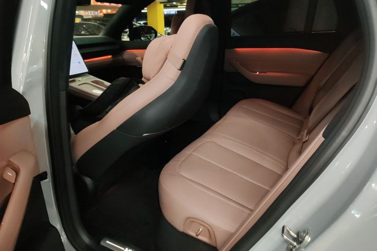 Used Nio EC6 2023 75 kWh Left Rear Seat