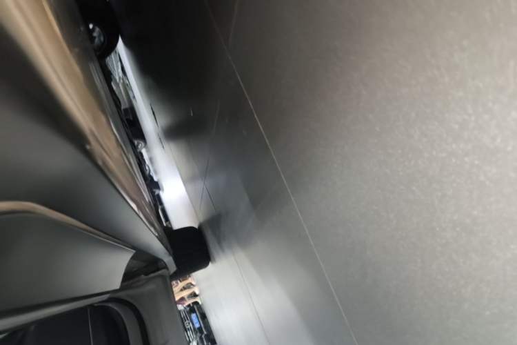 Used Nio EC6 2023 75 kWh Left Side Sill
