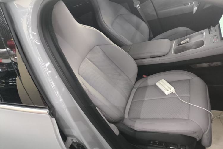 Used Nio EC6 2023 75 kWh Right Front Seat