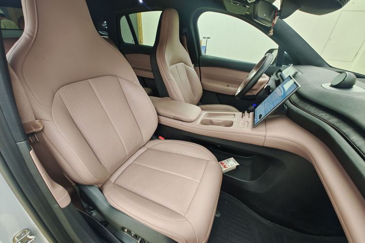 Used Nio EC6 2023 75 kWh Right Front Seat