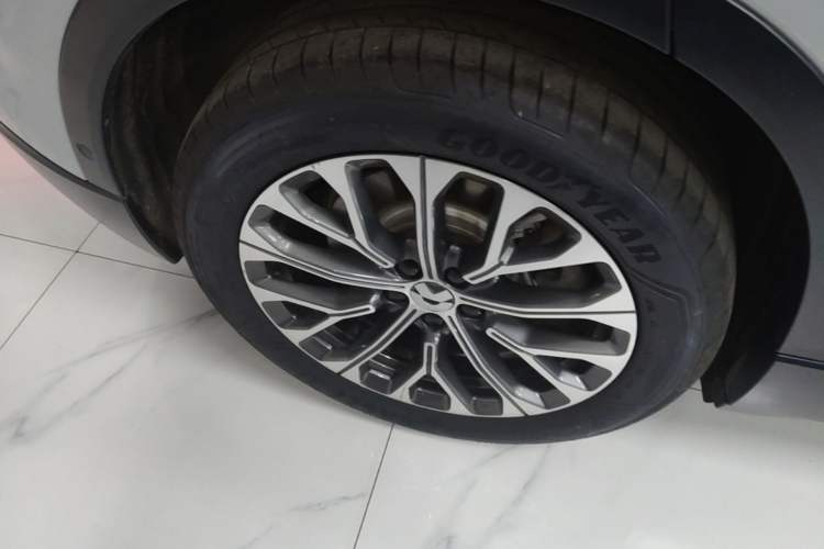Used Nio EC6 2023 75 kWh Right Rear Wheel Hub
