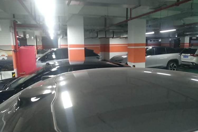 Used Nio EC6 2023 75 kWh Roof