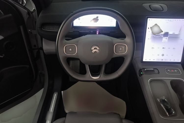 Used Nio EC6 2023 75 kWh Steering Wheel