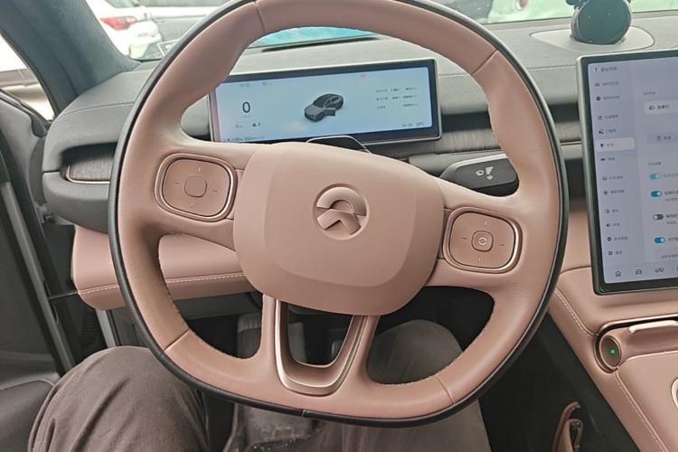 Used Nio EC6 2023 75 kWh Steering Wheel