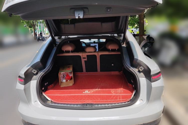 Used Nio EC6 2023 75 kWh Trunk
