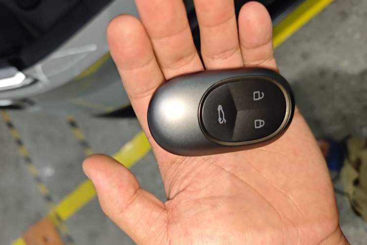 Used Nio EC6 2023 75 kWh Vehicle Key