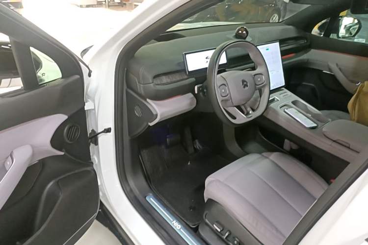 Used Nio EC6 2023 75 kWh Driver Seat
