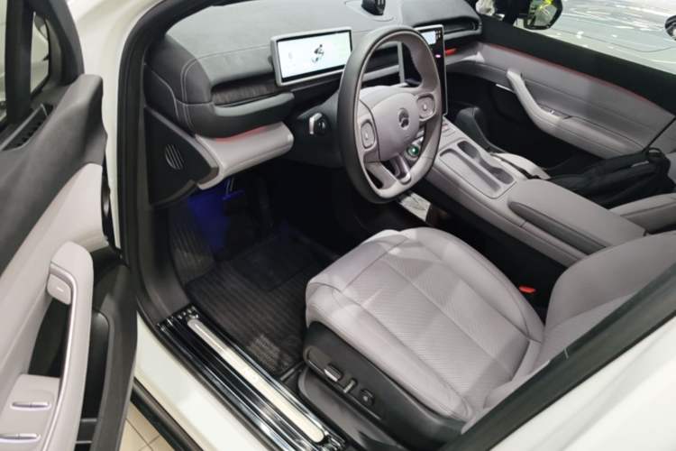 Used Nio EC6 2023 75 kWh Driver Seat