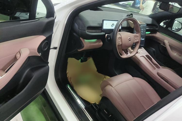 Used Nio EC6 2023 75 kWh Driver Seat