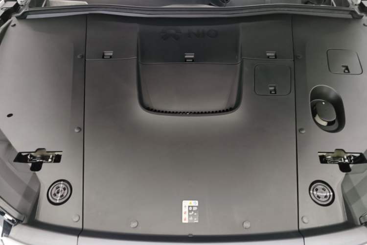 Used Nio EC6 2023 75 kWh Engine Bay