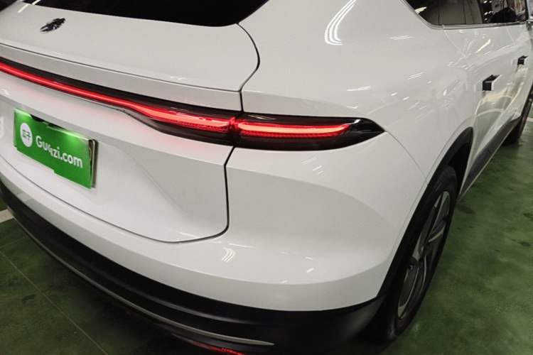 Used Nio EC6 2023 75 kWh Exterior 3
