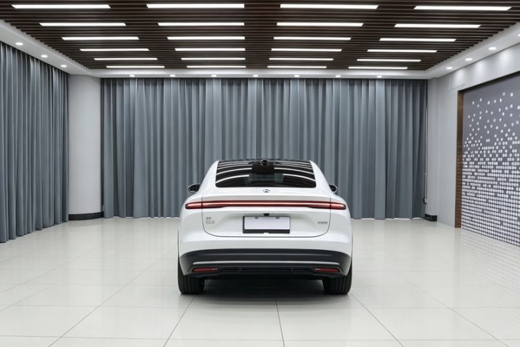 Used Nio EC6 2023 75 kWh Exterior 4