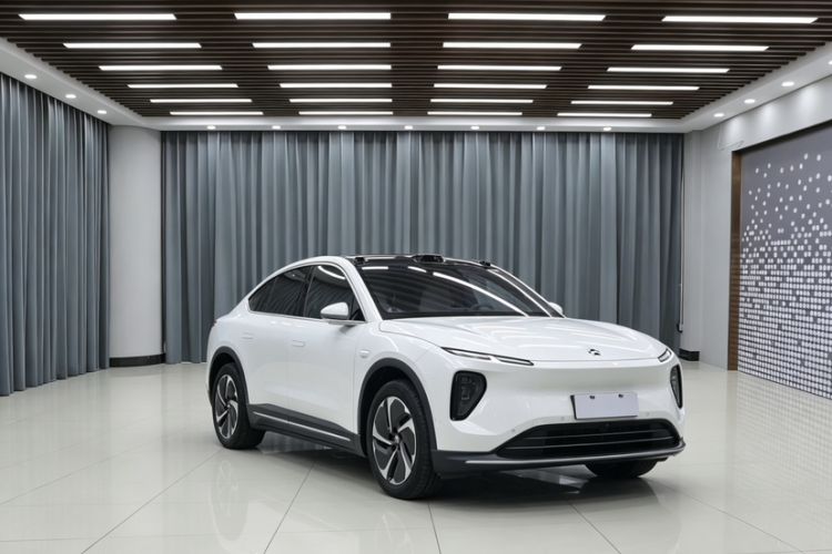 Used Nio EC6 2023 75 kWh Exterior 8